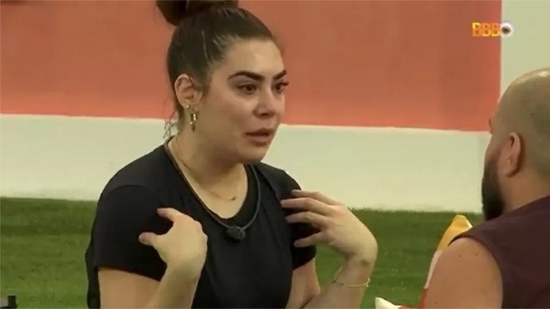 Naiara Azevedo desabada com Tiago Abravanel no BBB22 - Reprodução/Globoplay