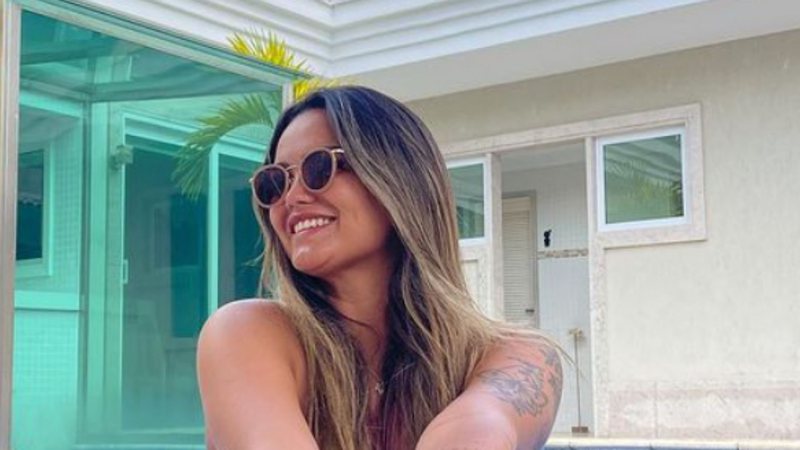 Filha gata de Kelly Key posa de biquíni na piscina de sua mansão: "Linda" - Reprodução/Instagram