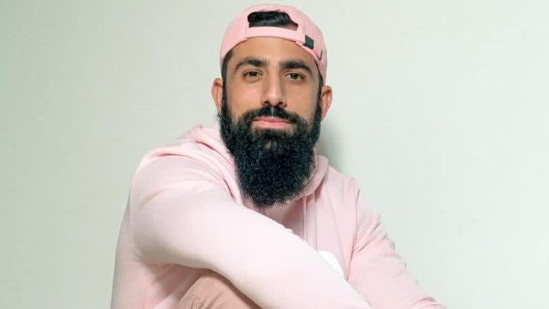 Sucesso do BBB, Kaysar Dadour estende currículo como cantor e promete volta às telinhas: “Estou correndo atrás” - Divulgação/Nix Fotografia