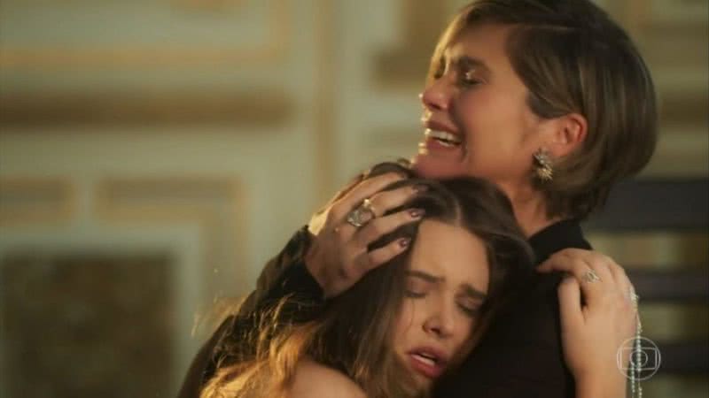 Internautas foram só elogios a atuação de Juliana Paiva e Flávia Alessandra - Reprodução/TV Globo