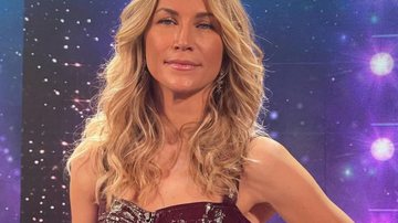 No Faustão, Anne Lottermann exibe corpo sequinho com vestido de couro sem roupa íntima: "Eu amo" - Reprodução/Instagram