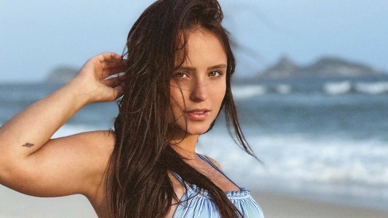 Larissa Manoela seduz de biquíni e novo namorado reage com ousadia: "Não quer me..." - Reprodução/Instagram