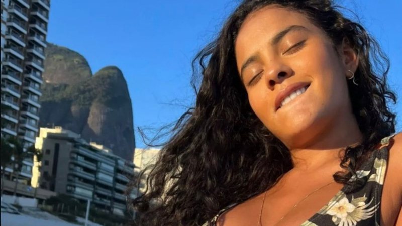 Que gata! Muda em 'Pantanal', Bella Campos surge de biquíni em clique quente e impressiona fãs - Reprodução/Instagram