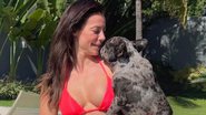 Paolla Oliveira posa de biquíni com seu pet e tamanho da calcinha impressiona: "Um triângulo" - Reprodução/Instagram