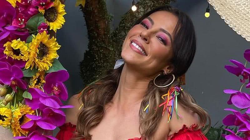 Paolla Oliveira vira caipira decotada em festa junina e fãs babam - Reprodução/Instagram