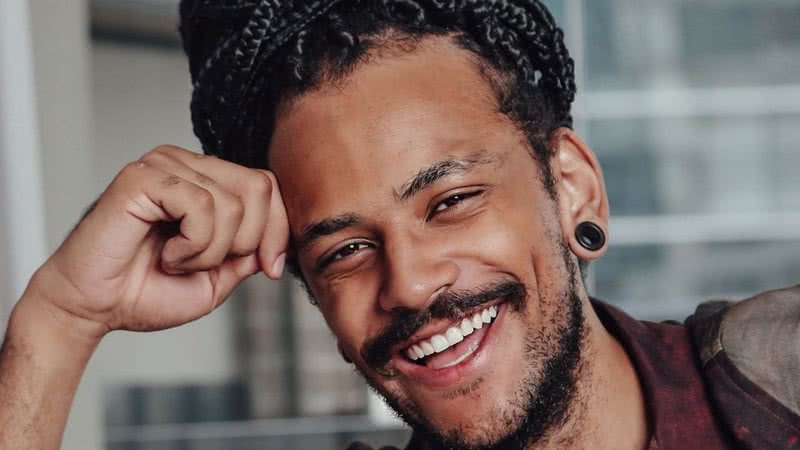 No mês do Orgulho, ex-BBB João Luiz fala sobre o preconceito contra a comunidade LGBTQIA+: "A gente está cansado" - Reprodução/Divulgação