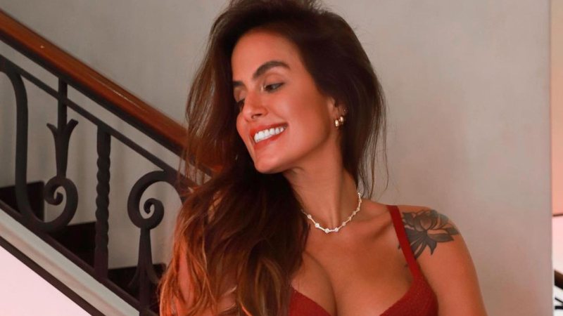 Carol Peixinho mostra lingerie para o Dia dos Namorados com Thiaguinho: "Data especial" - Reprodução/Instagram