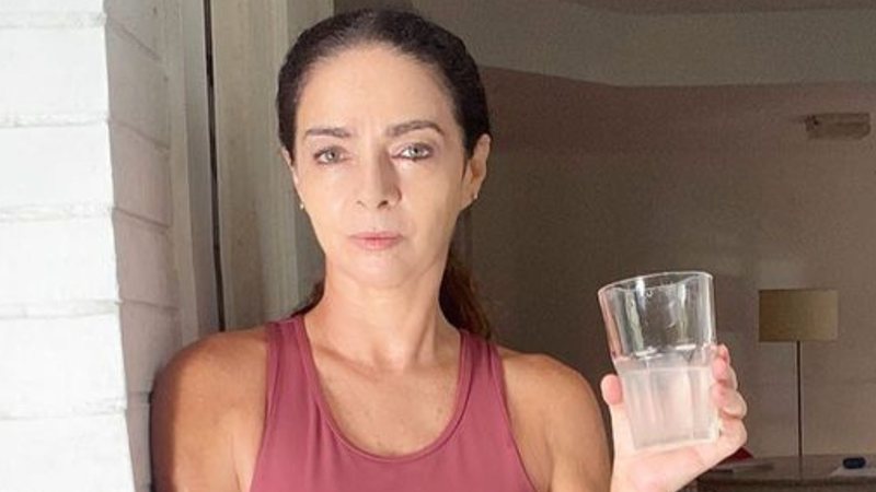 Aos 59 anos, Claudia Ohana treina de top e legging e exibe corpaço: "Perfeita" - Reprodução/Instagram