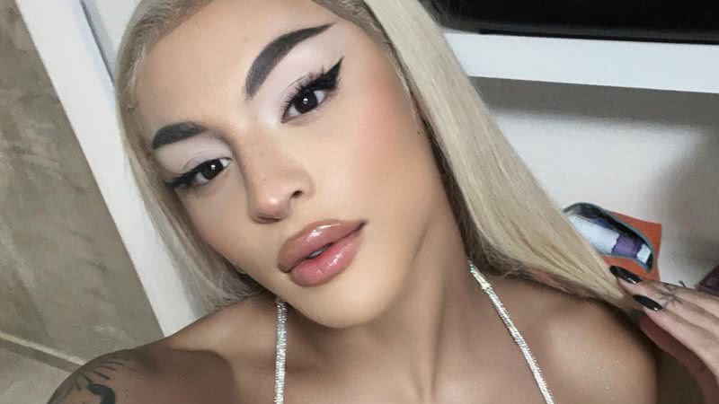 Pabllo Vittar chamou a atenção nas redes sociais ao aparecer com uma calcinha cavada - Reprodução/Instagram