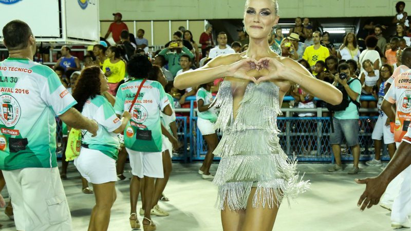 Renata Kuerten ensaio - Divulgação