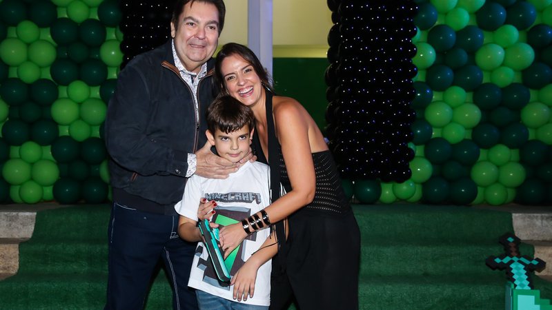 Fausto Silva, Luciana Cardoso e Rodrigo - Manuela Scarpa/Brazil News