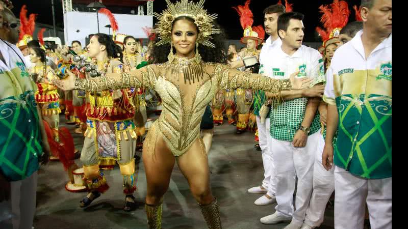 Viviane Araújo na Mancha Verde - Fotos: Amauri Nehn/Brazil News