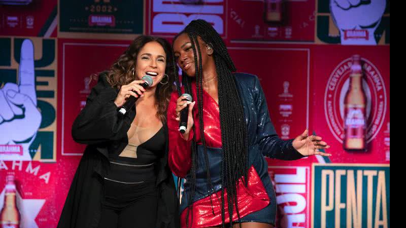 Daniela Mercury e Iza cantam juntas no Museu do Futebol - Fotos: Divulgação / Felipe Panfili