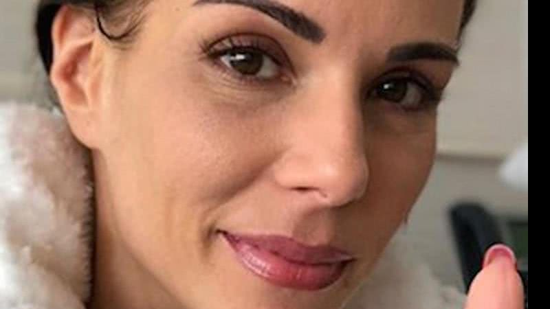 Ana Furtado relata procedimento para impedir queda de cabelo durante a quimioterapia: - Reprodução