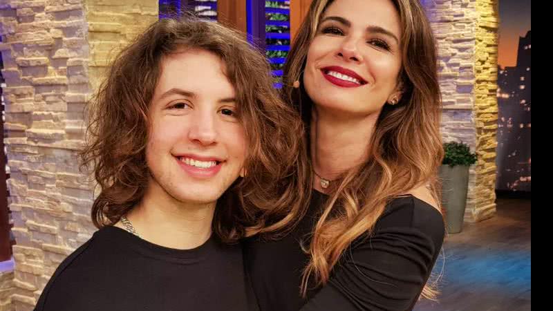 Luciana Gimenez entrevista filho durante seu programa - Divulgação/RedeTV!