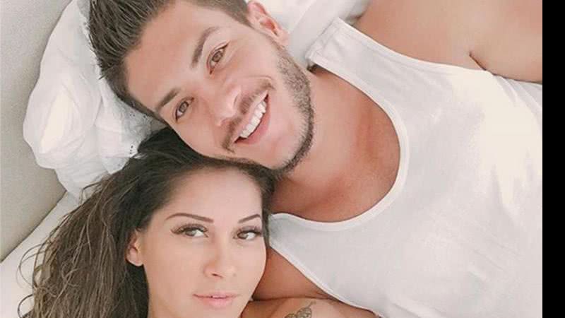 Arthur Aguiar e Mayra Cardi - Reprodução/Instagram