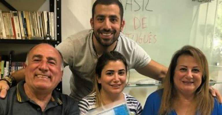 Kaysar mostra familiares aprendendo português e se derrete: ''Muito orgulho de vocês'' - Reprodução Instagram