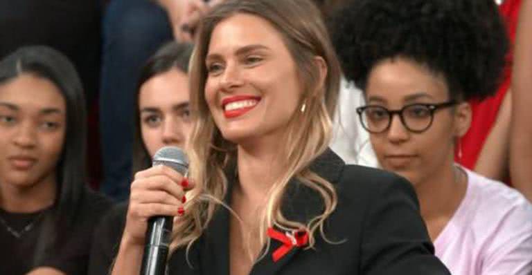 Carolina Dieckmann gera revolta após comentários no 'Altas Horas' - Reprodução