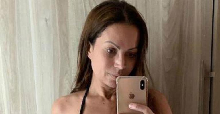 Solange Almeida posa de biquíni arrasa seguidores com boa forma - Reprodução Instagram