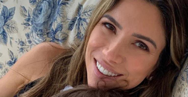 Patricia Abravanel mostra carinho entre Jane e futura bebê: ''Caçula por mais dois meses'' - Reprodução / Instagram