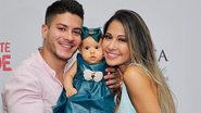 Arthur Aguiar, Sophia e Mayra Cardi - Manuela Scarpa/Brazil News