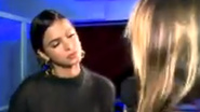 Bruna Marquezine se revolta com repórter do SBT após pergunta: “Você não tem vergonha?” - Reprodução