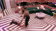 BBB19: Hariany se preocupa com expulsão e Paula arrasta a sister pela casa - Reprodução