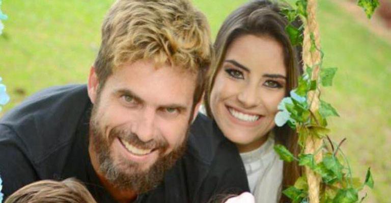 Esposa e filhos do sertanejo Hudson estrelam ensaio emocionante para o Dia das Mães - Divulgação