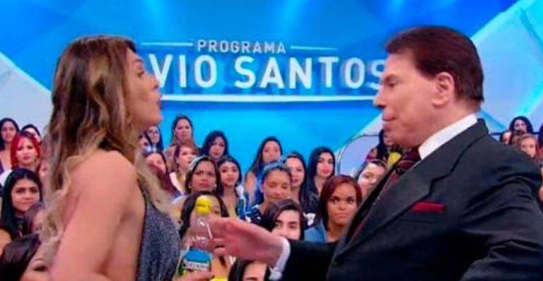 Lívia Andrade e Silvio Santos - Reprodução