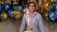 Kaysar comera 30 anos de idade ao lado da família - Reprodução/Instagram