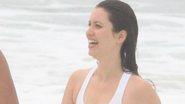 Nathalia Dill faz raríssima aparição pública com o noivo em dia de praia - Divulgação / AgNews