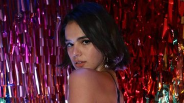 Bruna Marquezine treina pesado e deixa barriguinha chapada à mostra - Reprodução / AgNews / Andre Luiz