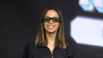 Anitta deita no colo de Vitão antes de show no Rock in Rio - Daniel Pinheiro / AgNews