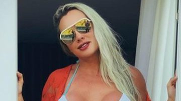 Juju Salimeni sensualiza em micro biquíni e exibe corpão musculoso - Arquivo Pessoal