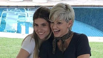 Filha de Andréa Nóbrega, Mafe Nóbrega exibe a barriguinha em foto na academia - Instagram