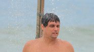 Mais magro, Felipe Dylon curte tarde de praia no Rio de Janeiro - AgNews