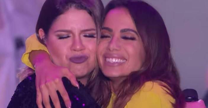 Marília Mendonça comemora sucesso ao lado de Anitta - Youtube