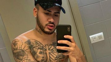 Kevinho mostra volume indiscreto na cueca - Instagram