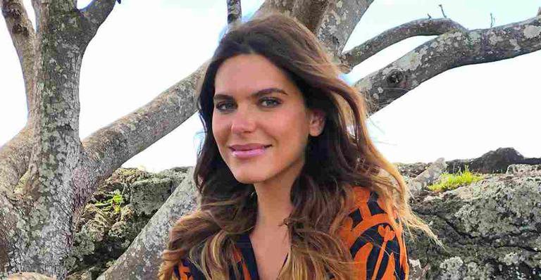 Mariana Goldfarb se refresca em cachoeira e exibe o corpo perfeito - Reprodução/Instagram