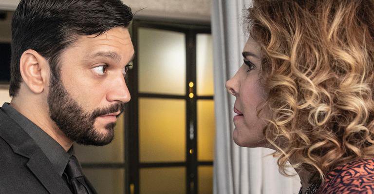 Armando Babaioff como Diogo e Helena Fernandes como Eugênia em 'Bom Sucesso' - Divulgação/Globo/Victor Pollak