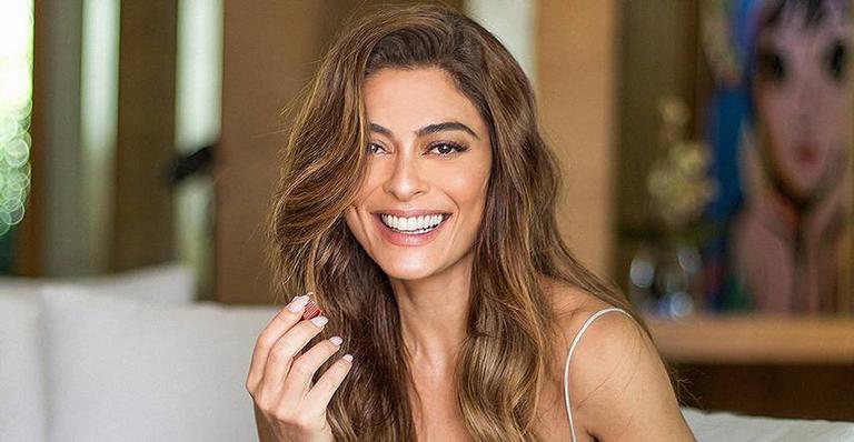 Juliana Paes posa deslumbrante com look chiquérrimo e dá aula de autoestima - Reprodução/Instagram