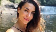 Mel Fronckowiak exibe a barriga seca em foto rara de biquíni - Instagram