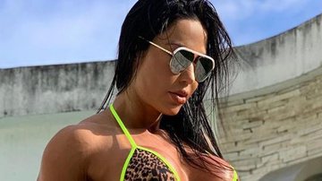 Gracyanne Barbosa abaixa biquíni - Reprodução/Instagram