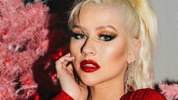 Christina Aguilera fica animada e mostra seios em festa de aniversário - Reprodução/Instagram