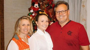 Larissa Manoela antecipa o Natal em sua casa e mostra tudo da ceia - Instagram