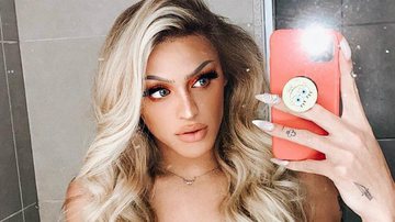 Pabllo Vittar surpreende ao surgir só de calcinha e meia arrastão em clique bem sexy: ''Golpe baixo'' - Reprodução/Instagram