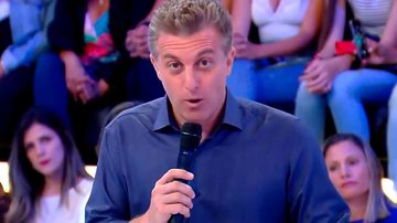 Luciano Huck emociona ao mandar recado no Natal - Reprodução