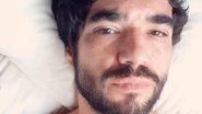 Caio Blat curte momento relaxante com namorada na praia - Reprodução/Instagram