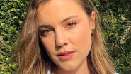 Solteira, Alice Wegmann posa de biquíni e exibe corpo real - Instagram