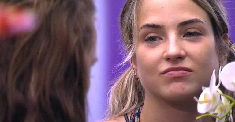 Gabi Martins é alvo de risos após "acidente" no BBB20 - Reprodução/TV Globo